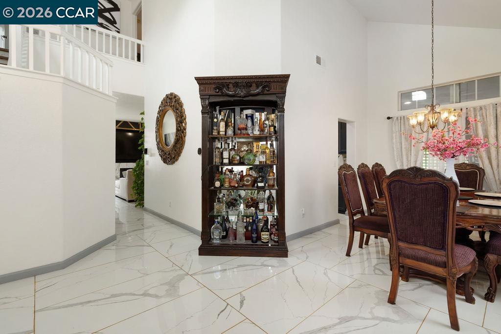 645 Anderson Way Rio Vista, CA 94571 - Photo 31 of 47 a view of a entryway with furniture and entryway