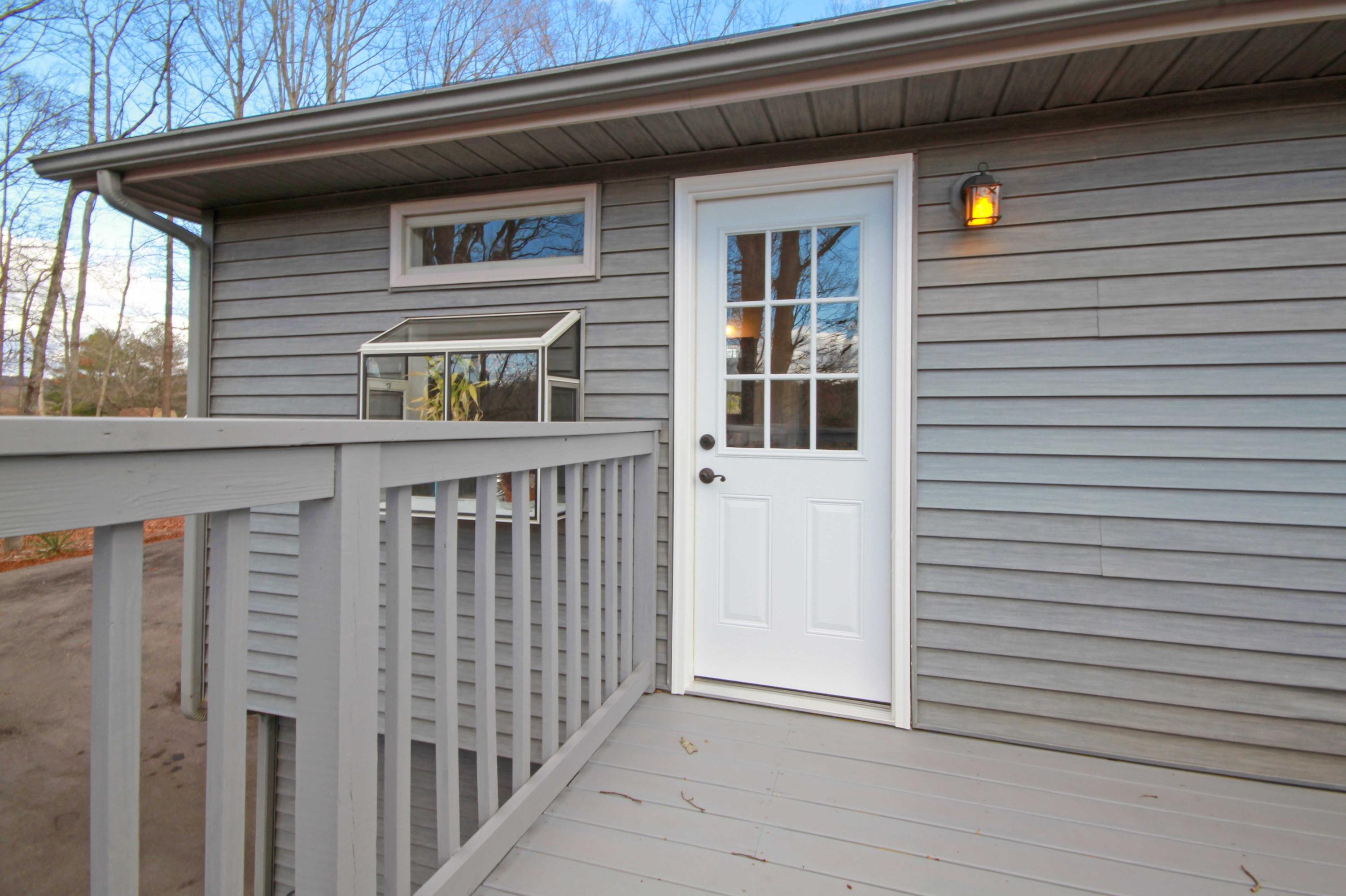 3355 Turner Branch Road Vinton, VA 24179 - Photo 38 of 58 a front view of a house with a porch