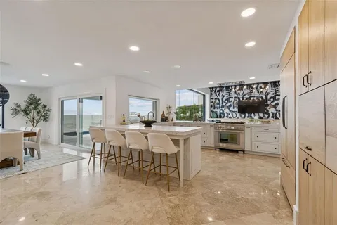 $3,950,000 | 1936 Carolina Avenue Northeast, St. Petersburg, FL 33703