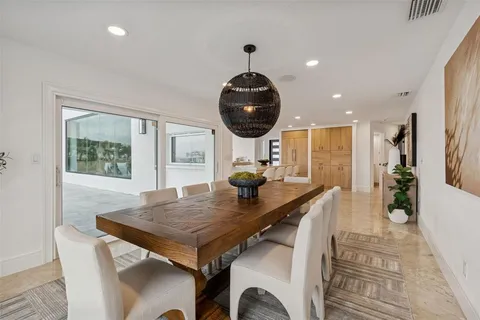 $3,950,000 | 1936 Carolina Avenue Northeast, St. Petersburg, FL 33703