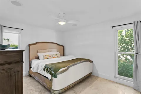 $3,950,000 | 1936 Carolina Avenue Northeast, St. Petersburg, FL 33703