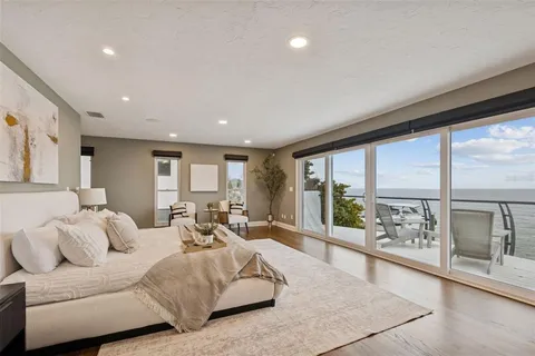 $3,950,000 | 1936 Carolina Avenue Northeast, St. Petersburg, FL 33703