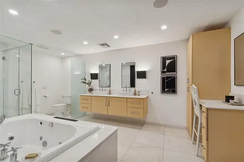 $3,950,000 | 1936 Carolina Avenue Northeast, St. Petersburg, FL 33703