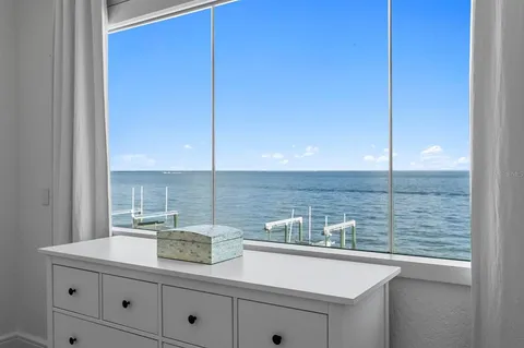 $3,950,000 | 1936 Carolina Avenue Northeast, St. Petersburg, FL 33703