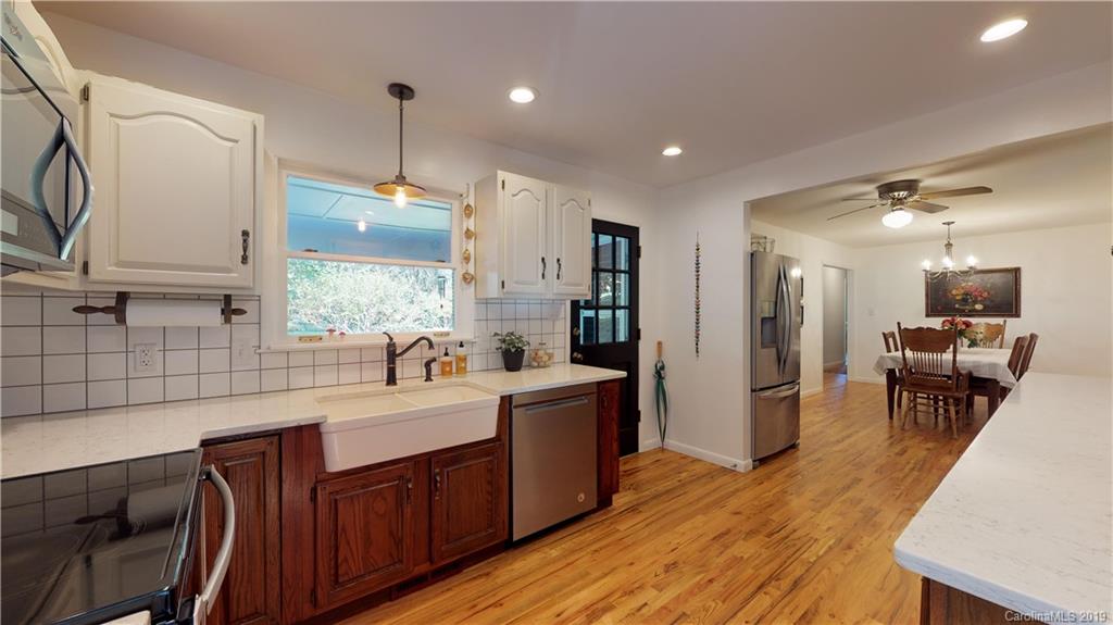 290 Jims Branch Road Swannanoa, NC 28778 - Photo 3 of 34 Gallery Image 3