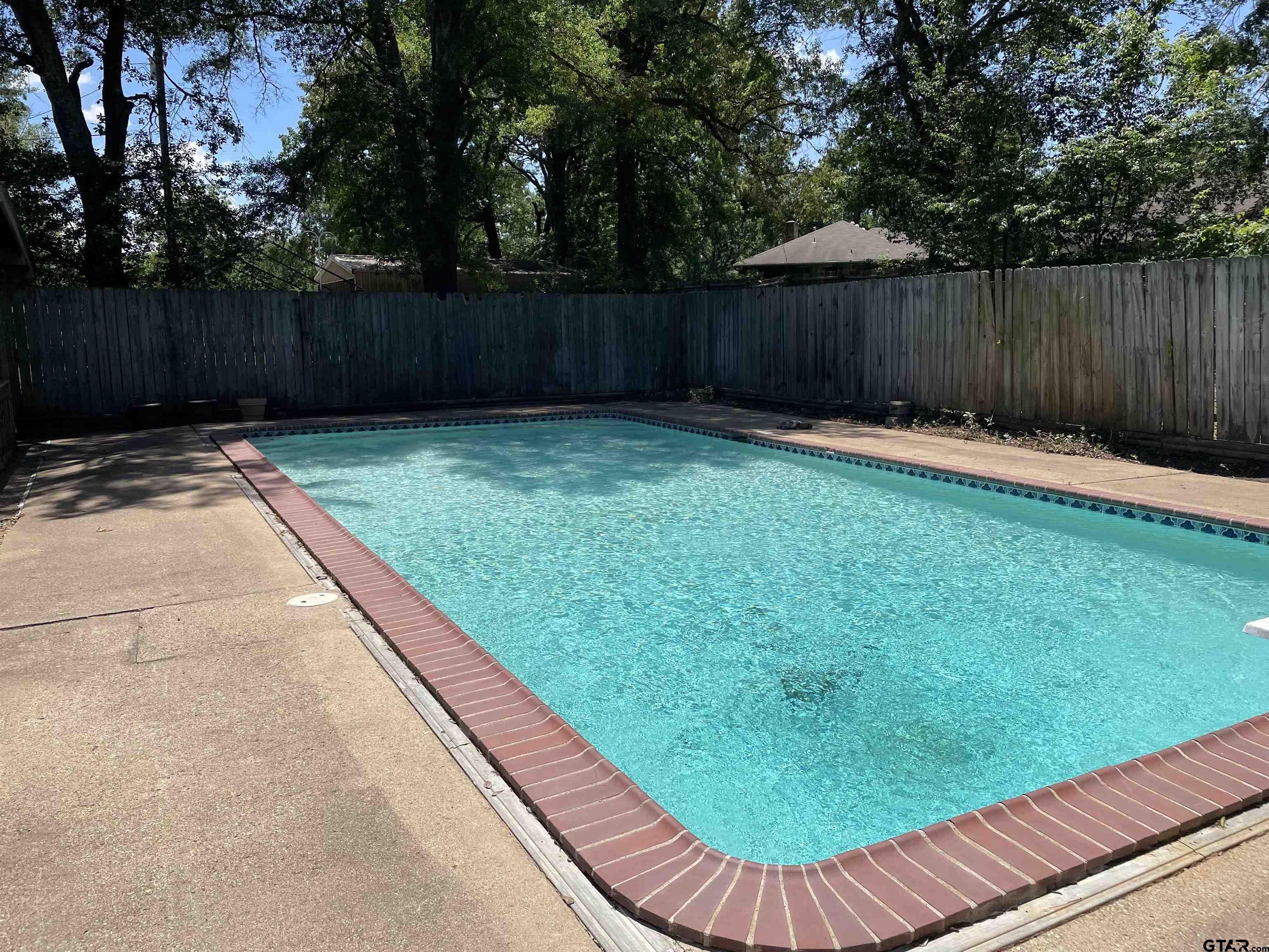 1302 Jeb Stuart Drive Tyler, TX 75703 - Photo 40 of 47