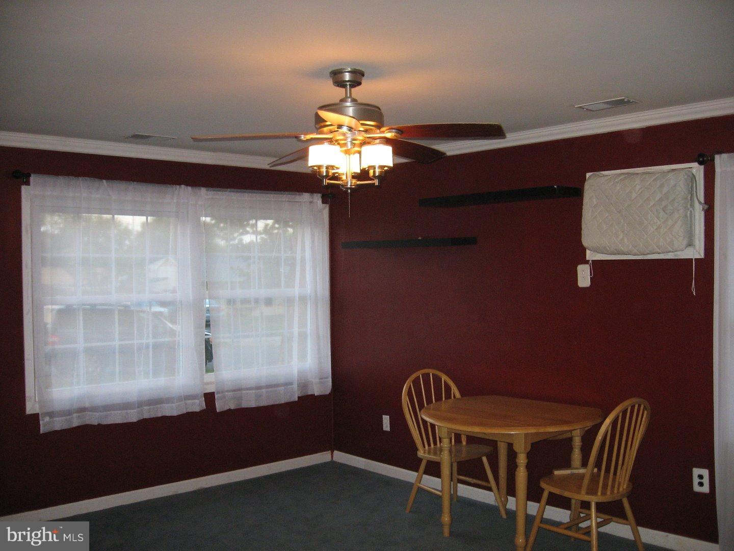 40 Valley Road Levittown, PA 19057 - Photo 7 of 22 Dining Room