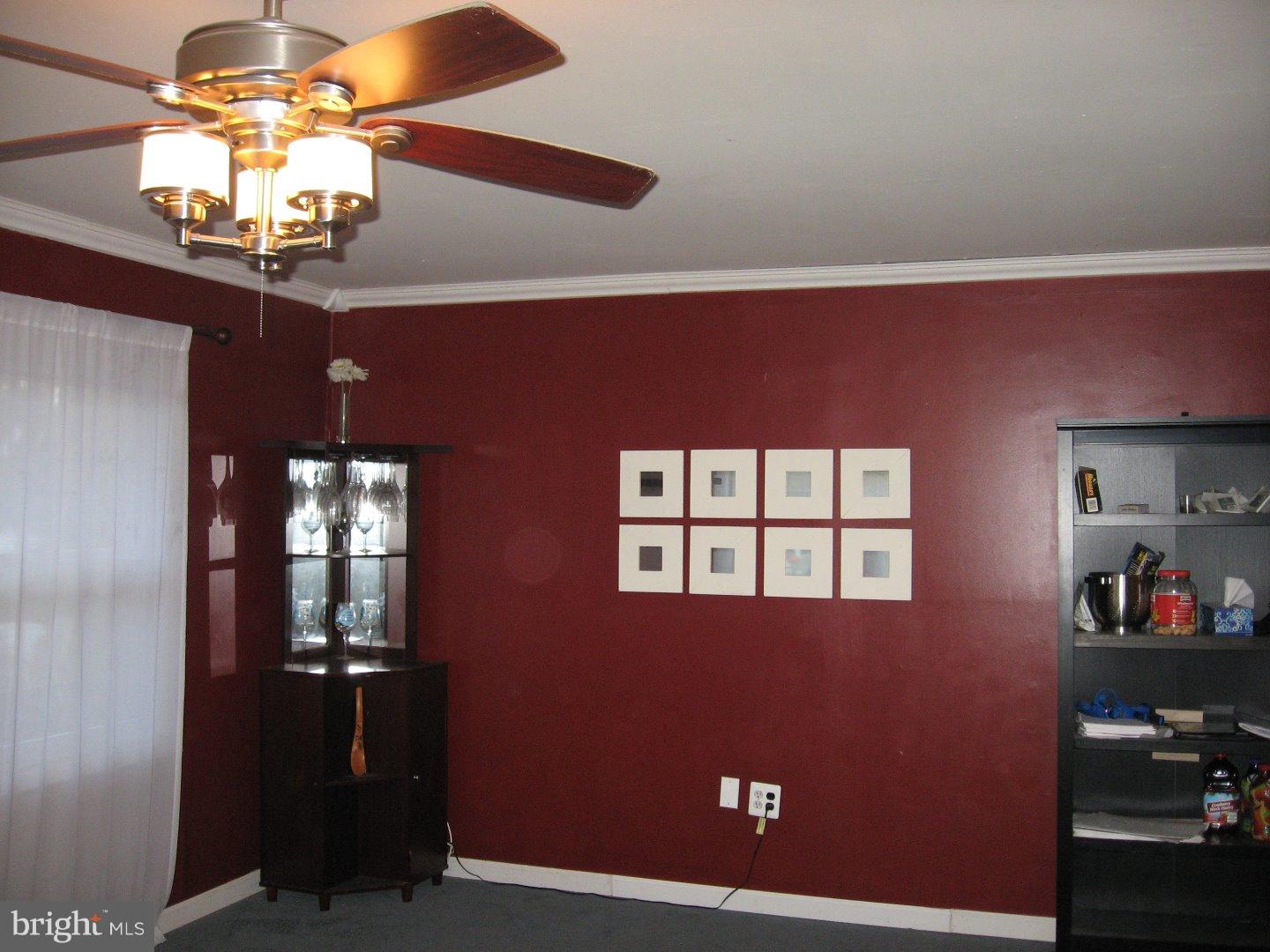 40 Valley Road Levittown, PA 19057 - Photo 8 of 22 Gallery Image 8