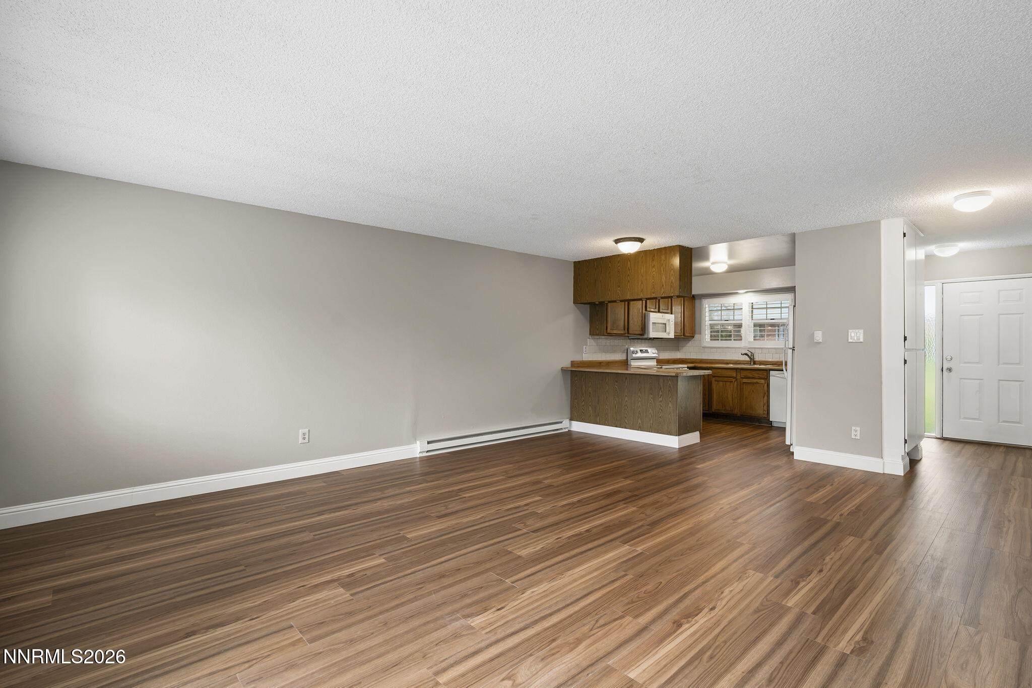 227 Smithridge Park Reno, NV 89502 - Photo 8 of 17 7-web-or-mls-_DSC7245