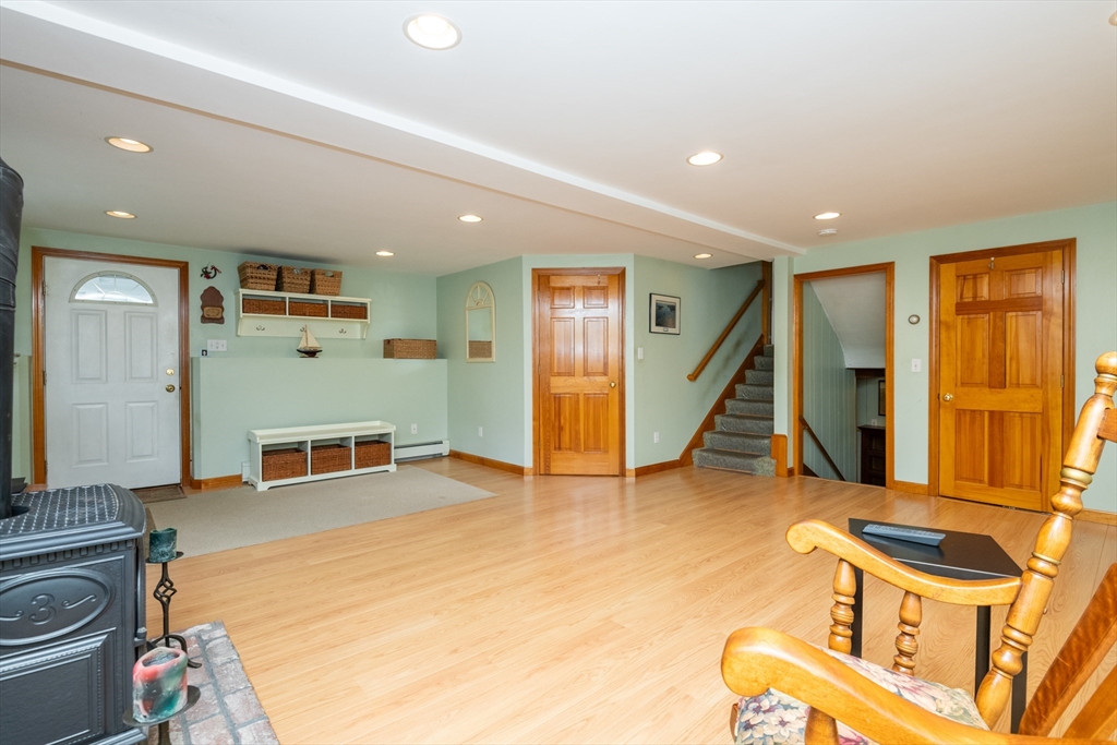 37 Colrain Road Topsfield, MA 01983 - Photo 12 of 42