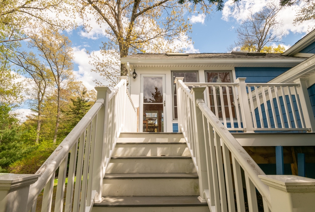 37 Colrain Road Topsfield, MA 01983 - Photo 7 of 42