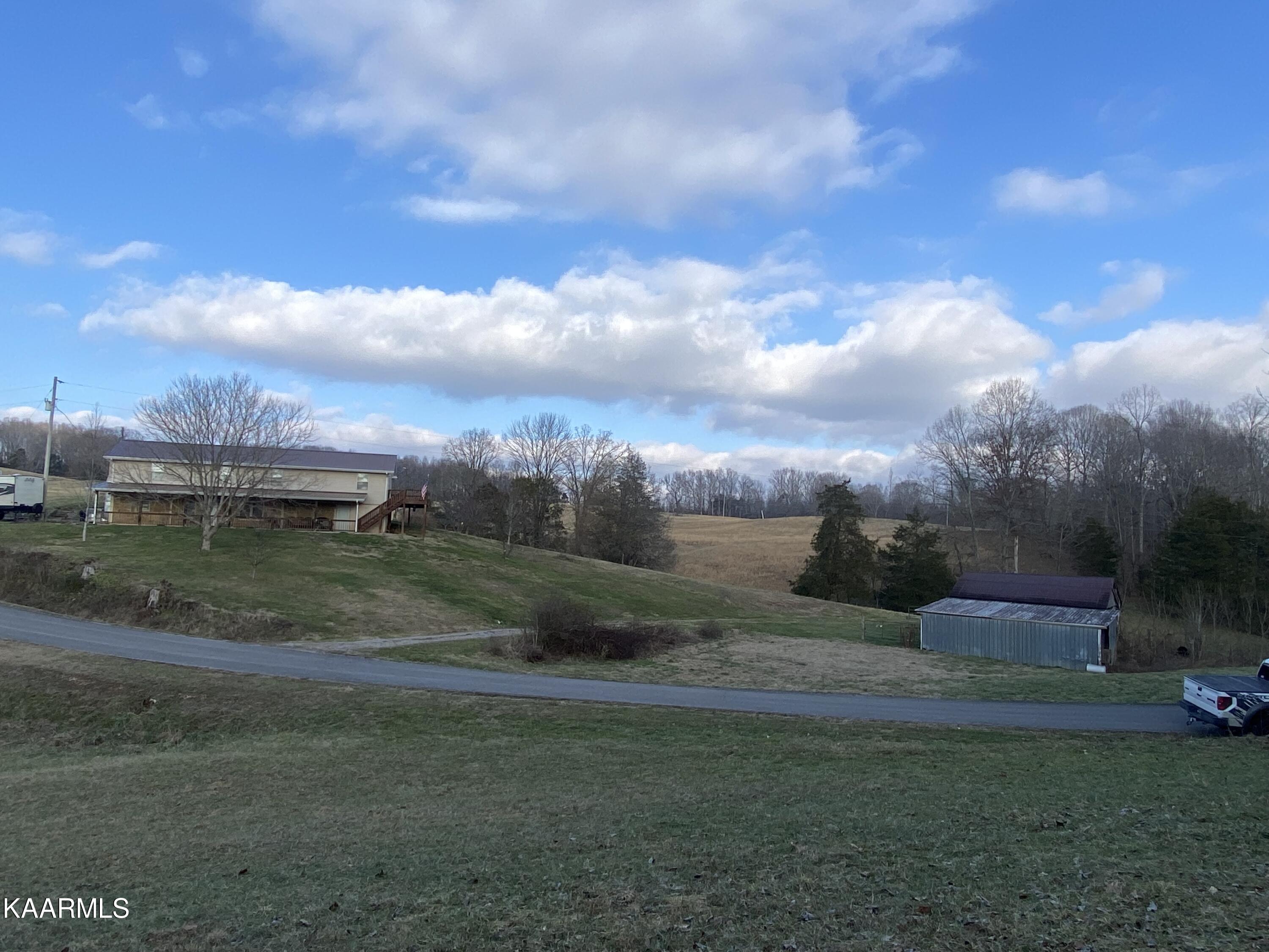 3035 Ester Jones Road Monroe, TN 38573 - Photo 5 of 29 IMG_0409