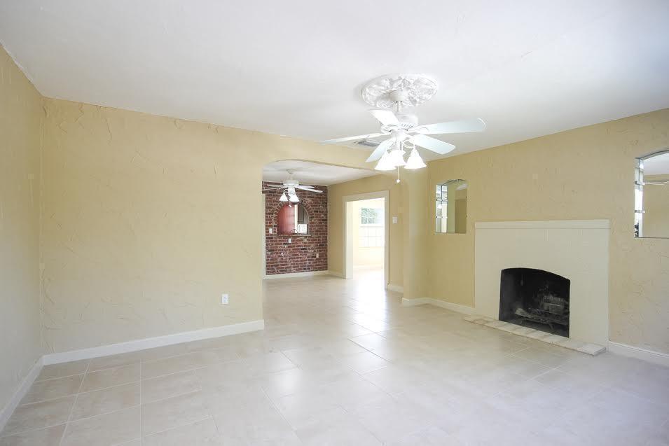 410 Franklin Road West Palm Beach, FL 33405 - Photo 11 of 15 20240405152236684402000000-o