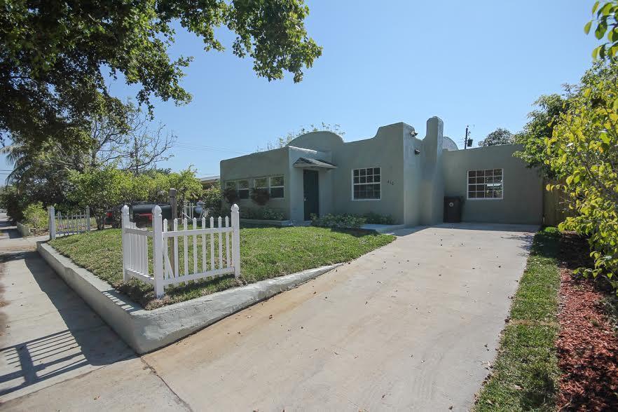 410 Franklin Road West Palm Beach, FL 33405 - Photo 2 of 15 20240405152235158666000000-o