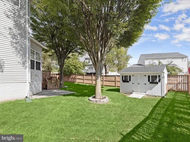 $750,000 | 492 Hawkridge Lane, Sykesville, MD 21784