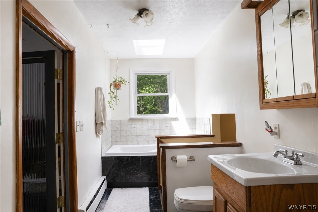 43 Hill Road Parma, NY 14468 - Photo 18 of 31 En suite Bathroom