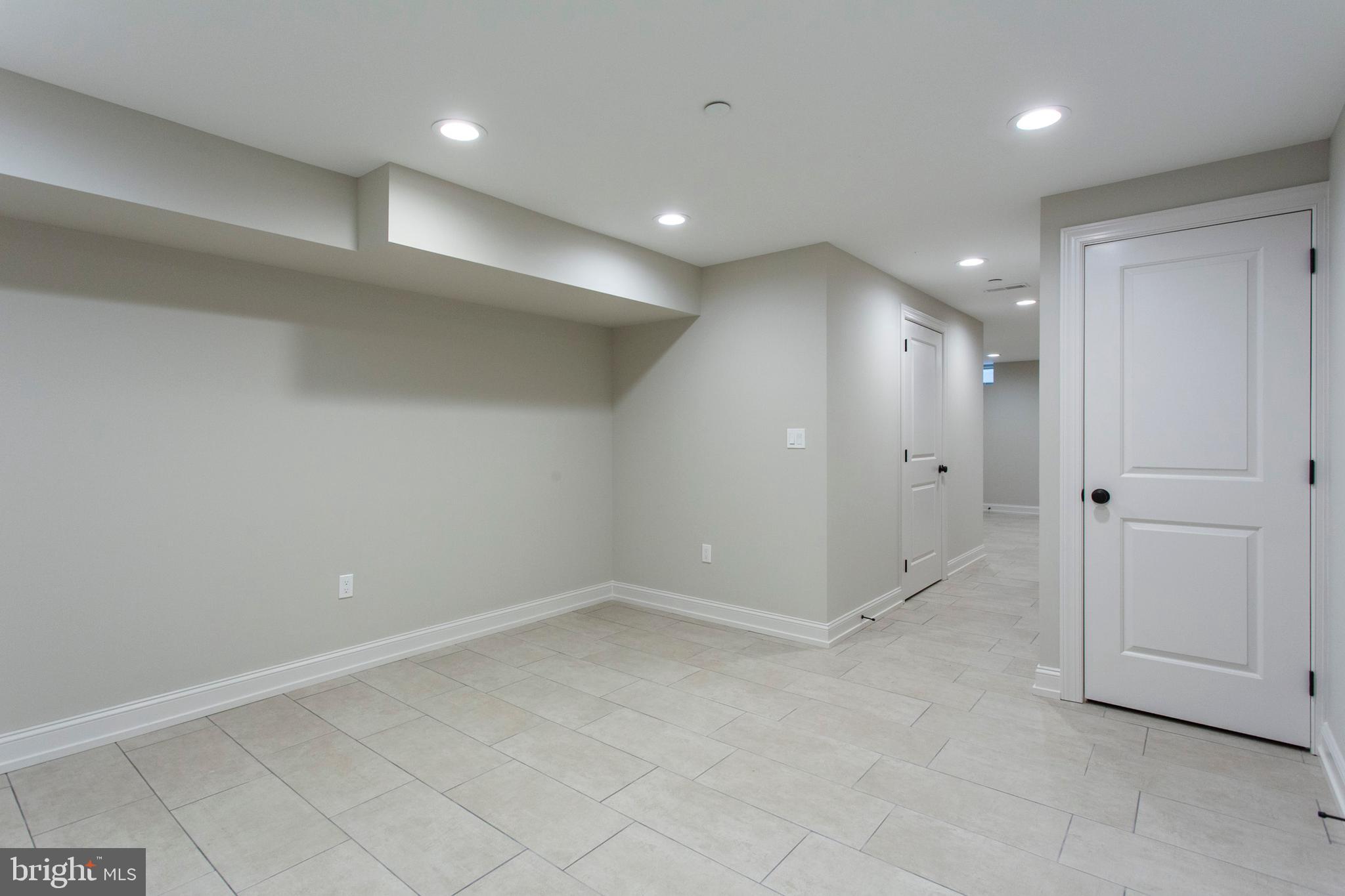 2052 Gerritt Street Philadelphia, PA 19146 - Photo 16 of 32 a view of an empty room