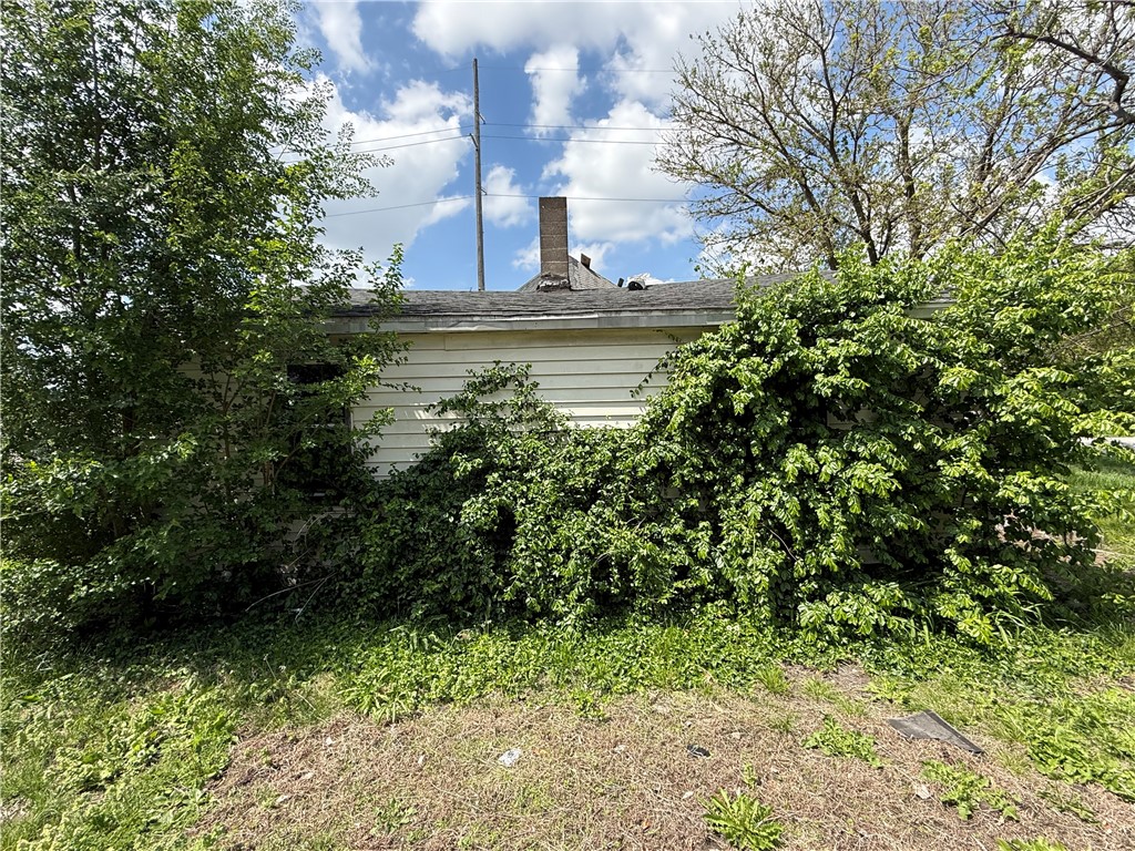 3801 East Hickory Street Decatur, IL 62526 - Photo 2 of 8