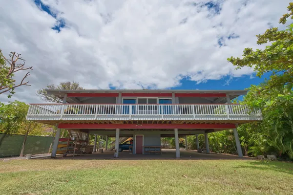 $950,000 | 2452 Kamehameha V Highway, Kaunakakai, HI 96748