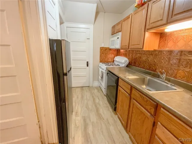 $249,900 | 909 Ackerman Avenue, Syracuse, NY 13210