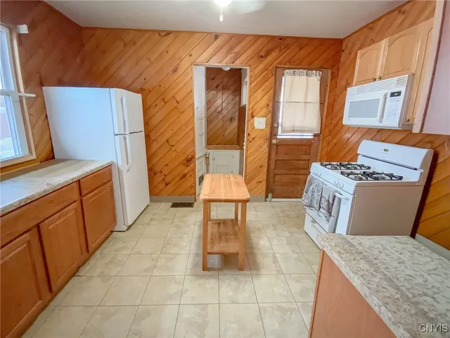 $249,900 | 909 Ackerman Avenue, Syracuse, NY 13210