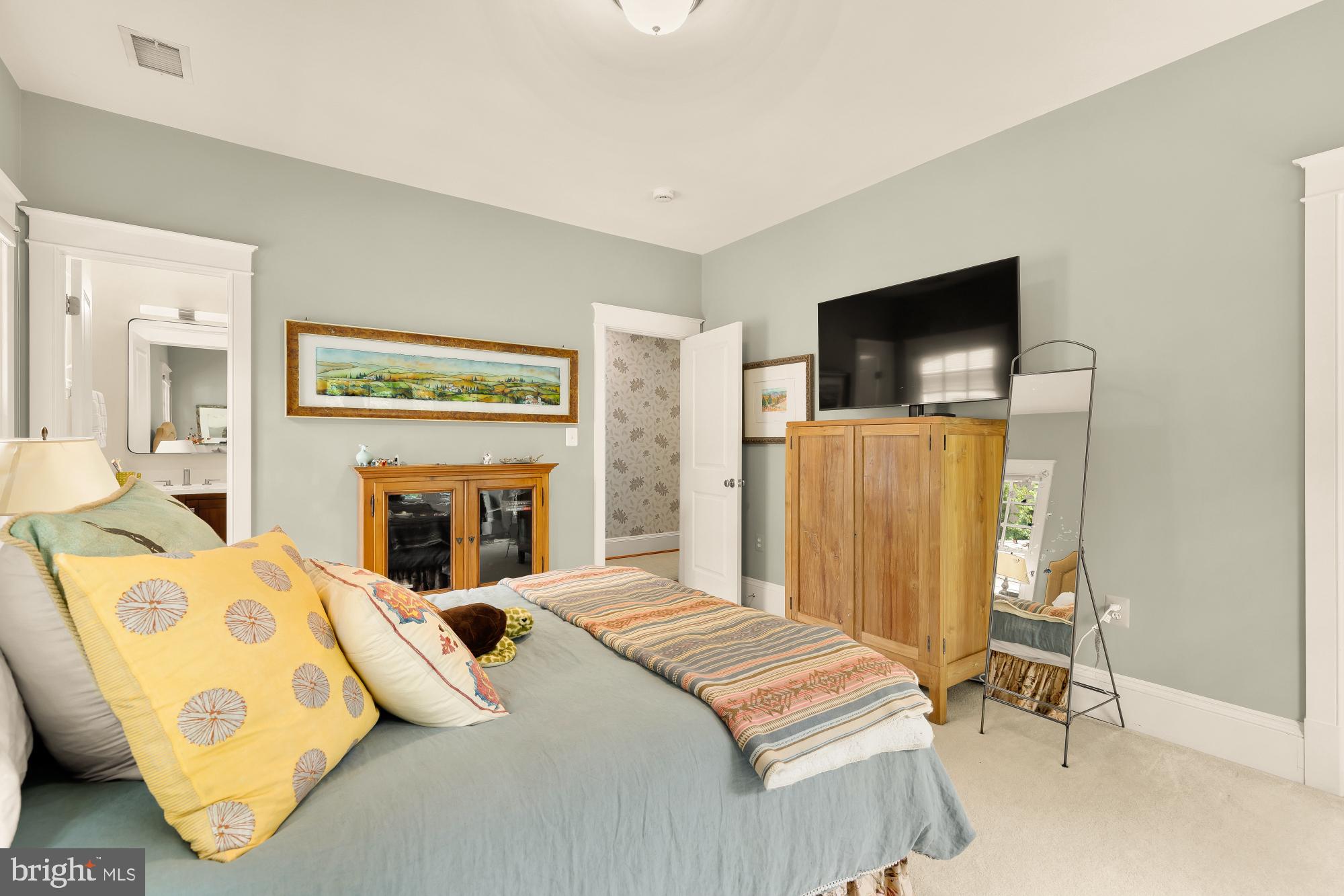 6316 Walhonding Road Bethesda, MD 20816 - Photo 45 of 70 Gallery Image 45