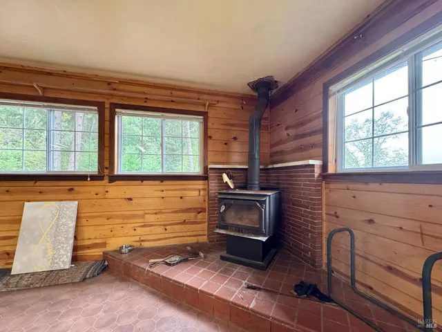 $1,325,000 | 5083 Dry Creek Road, Napa, CA 94558