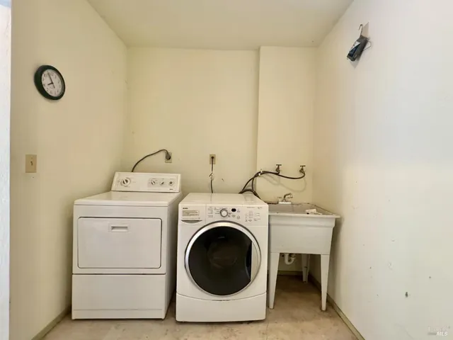 $1,325,000 | 5083 Dry Creek Road, Napa, CA 94558