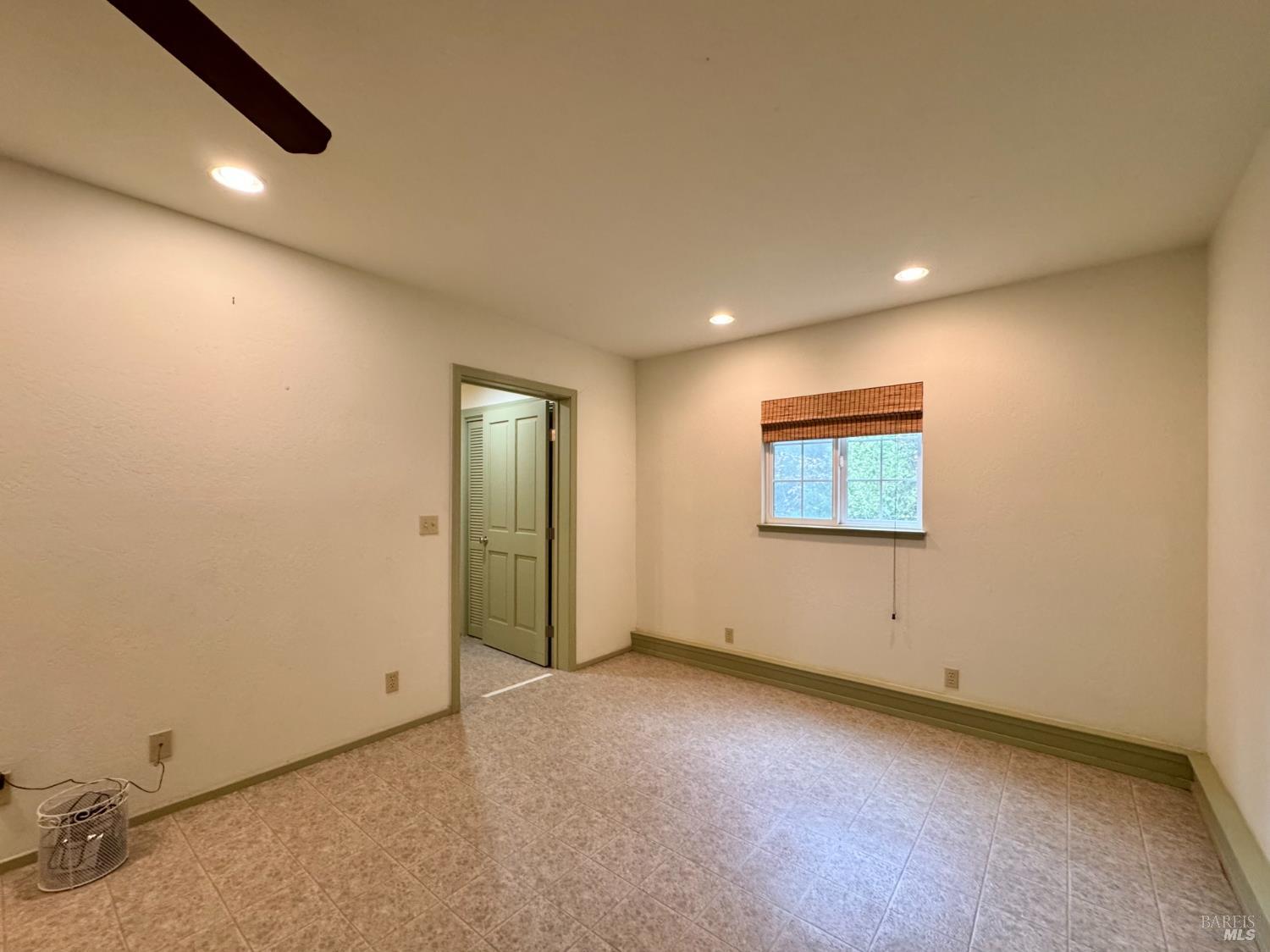5083 Dry Creek Road Napa, CA 94558 - Photo 59 of 90 an empty room with a window
