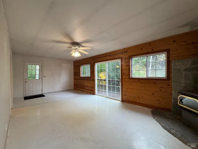 $1,325,000 | 5083 Dry Creek Road, Napa, CA 94558