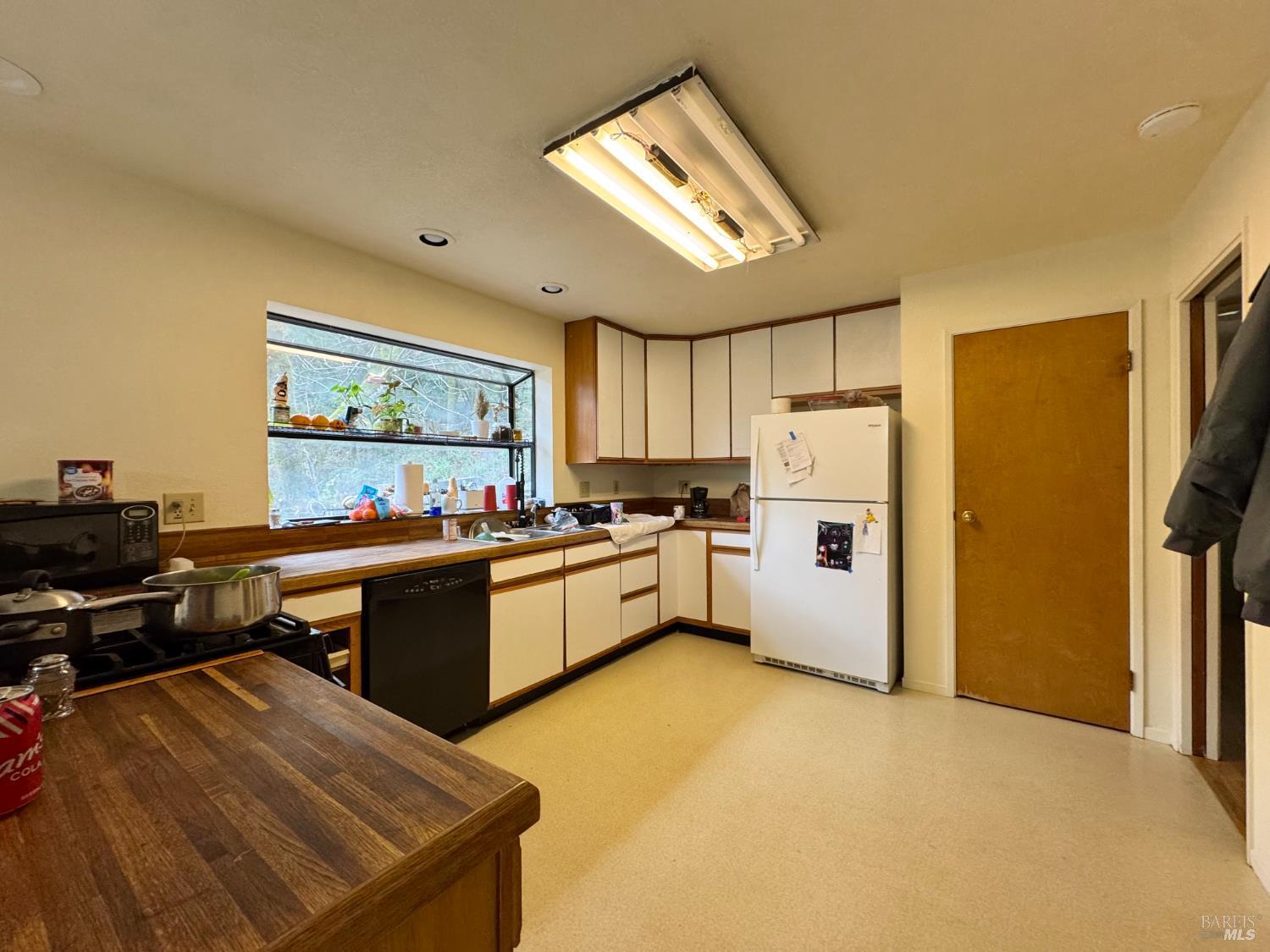 5083 Dry Creek Road Napa, CA 94558 - Photo 9 of 90