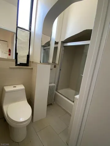 $2,000 | 114 Center Street, Unit 2, Clifton, NJ 07011