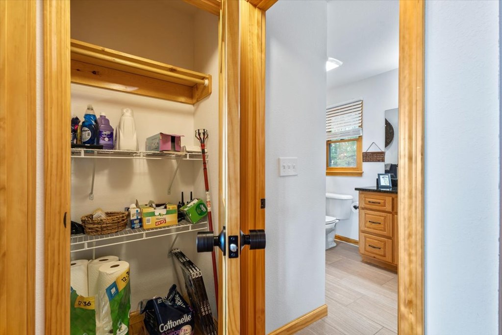 190 Regency Drive Murphy, NC 28906 - Photo 41 of 42 a kitchen with a refrigerator and cabinets