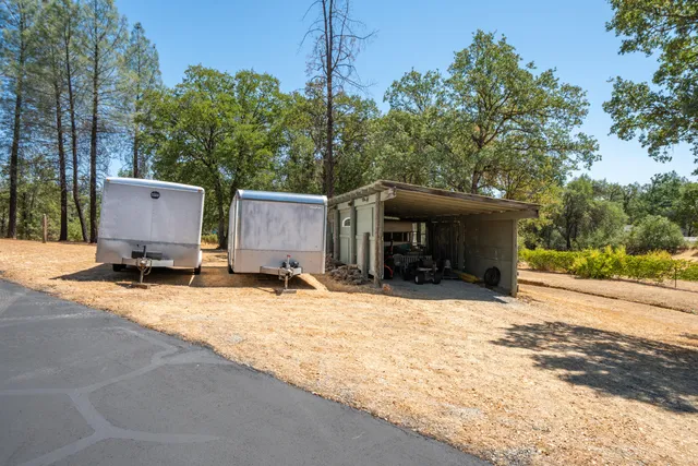 $500,000 | 7954 Placer Road, Redding, CA 96001
