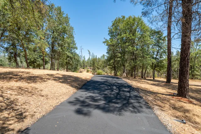 $500,000 | 7954 Placer Road, Redding, CA 96001