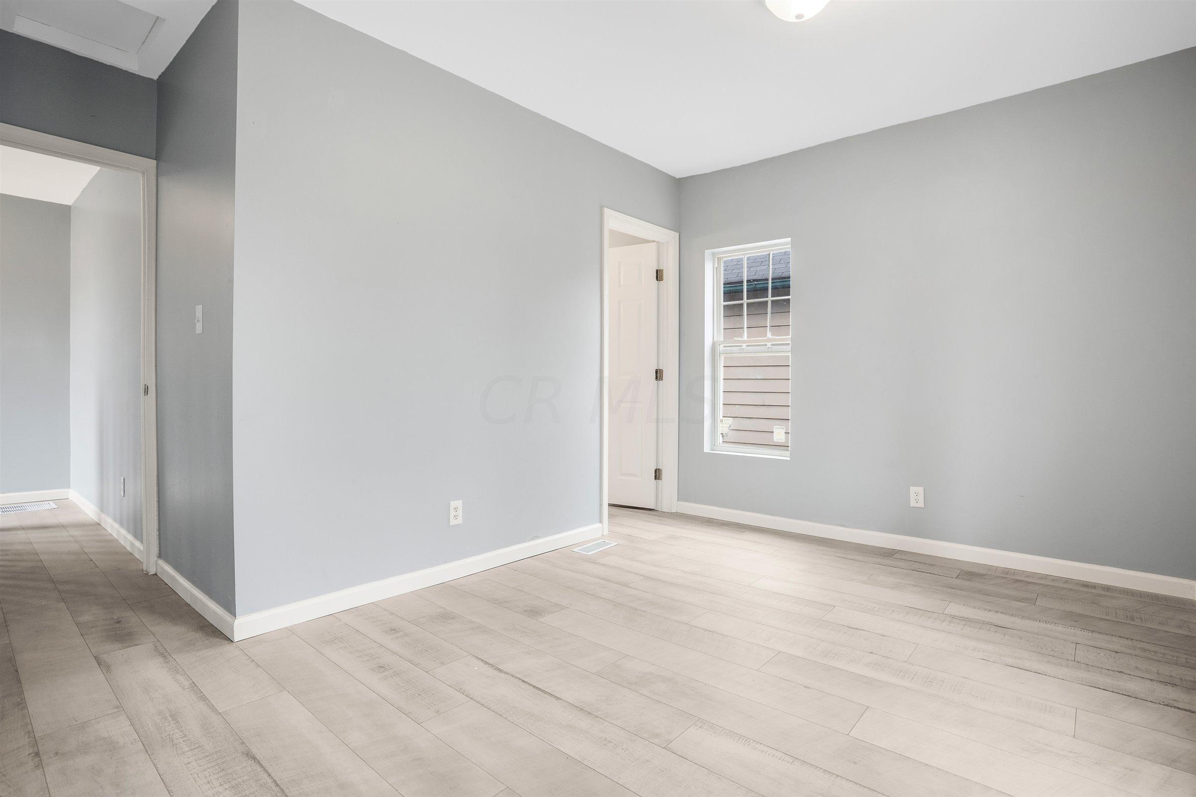 854 Lockbourne Road Columbus, OH 43206 - Photo 33 of 42