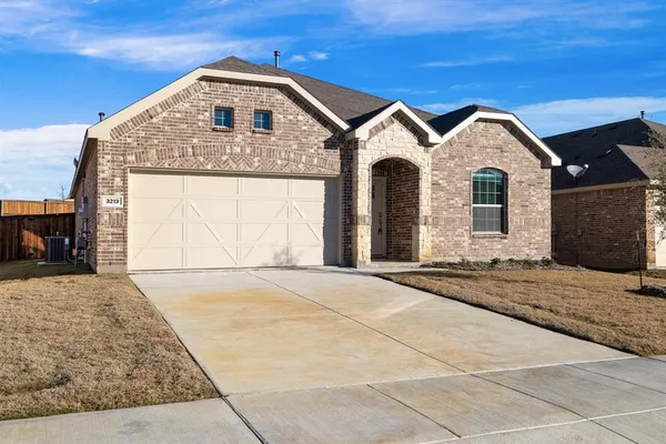 $2,800 | 1500 Van Gogh Drive, Little Elm, TX 75068