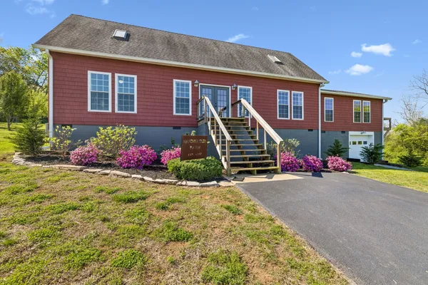 $1,050,000 | 4341 Marlowe Road, Williamsport, TN 38487