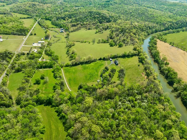 $1,050,000 | 4341 Marlowe Road, Williamsport, TN 38487