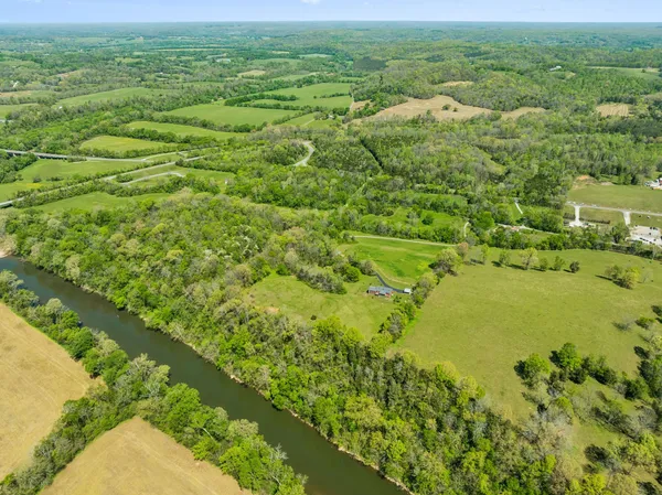 $1,050,000 | 4341 Marlowe Road, Williamsport, TN 38487