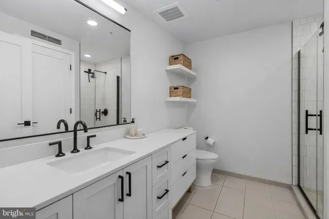 $400,000 | 1211 Van Street Southeast, Unit 614, Washington, DC 20003