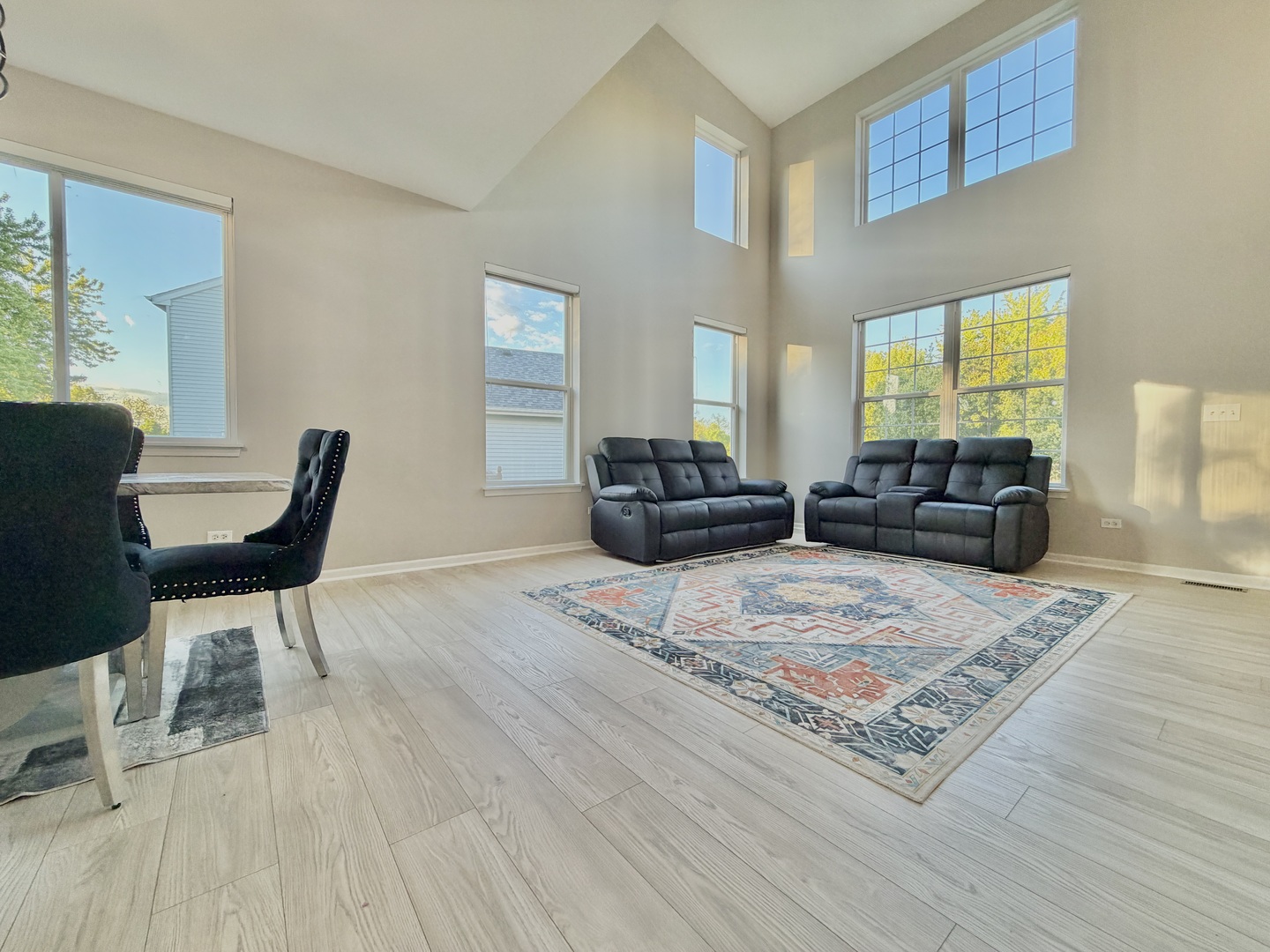 88 Hackney Lane Lindenhurst, IL 60046 - Photo 8 of 60