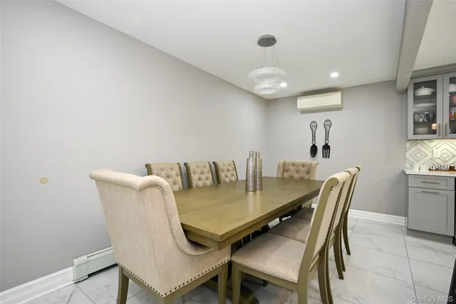 $1,499,000 | 1061 Fordham Lane, Woodmere, NY 11598