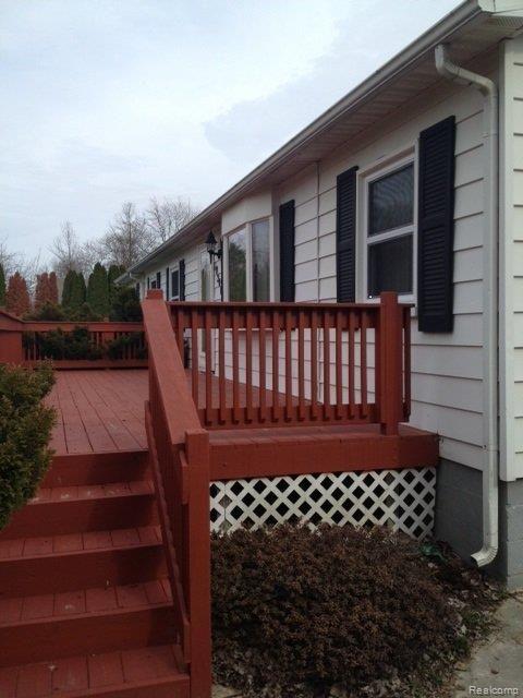 10200 Torrey Road Willis, MI 48191 - Photo 8 of 13 Deck.jpg