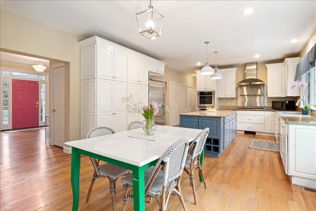 178 High Rock Street Needham, MA 02492 - Photo 4 of 42