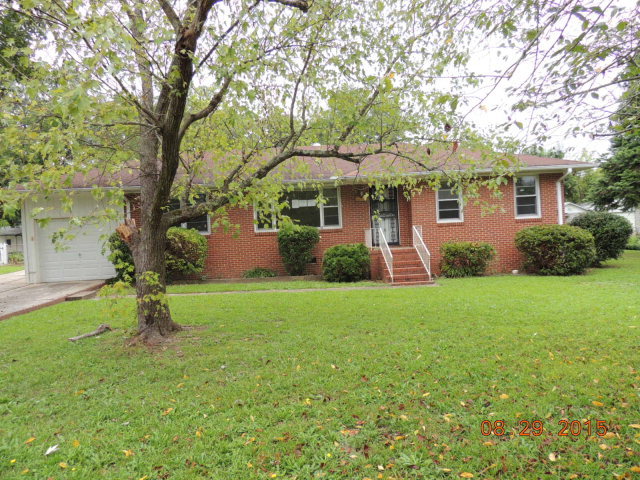 2422 Robinhood Road Macon, GA 31206 - Photo 1 of 10 Primary Photo