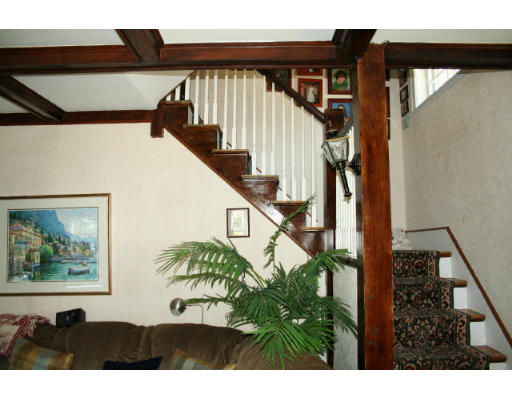 65 Loring Road Winthrop, MA 02152 - Photo 9 of 22 Gallery Image 9