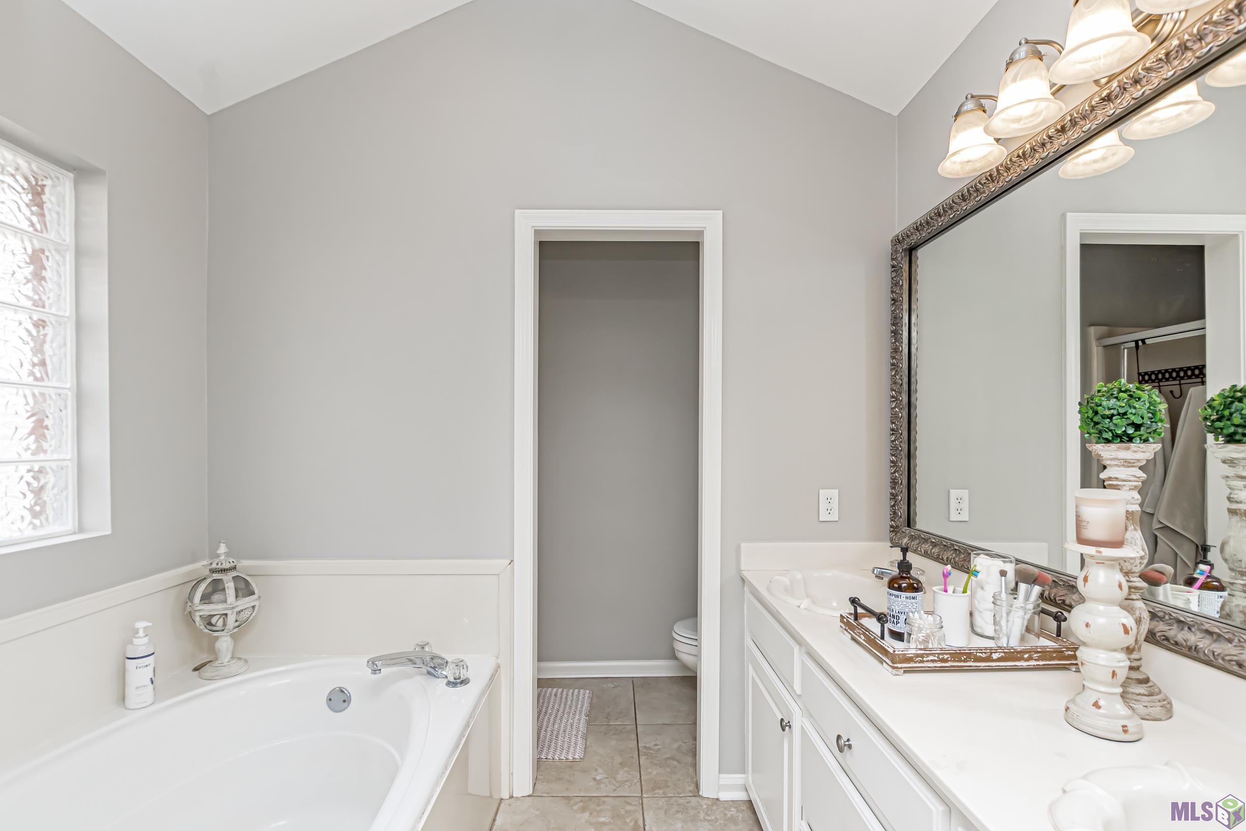 1193 Springlake Drive Baton Rouge, LA 70810 - Photo 22 of 31