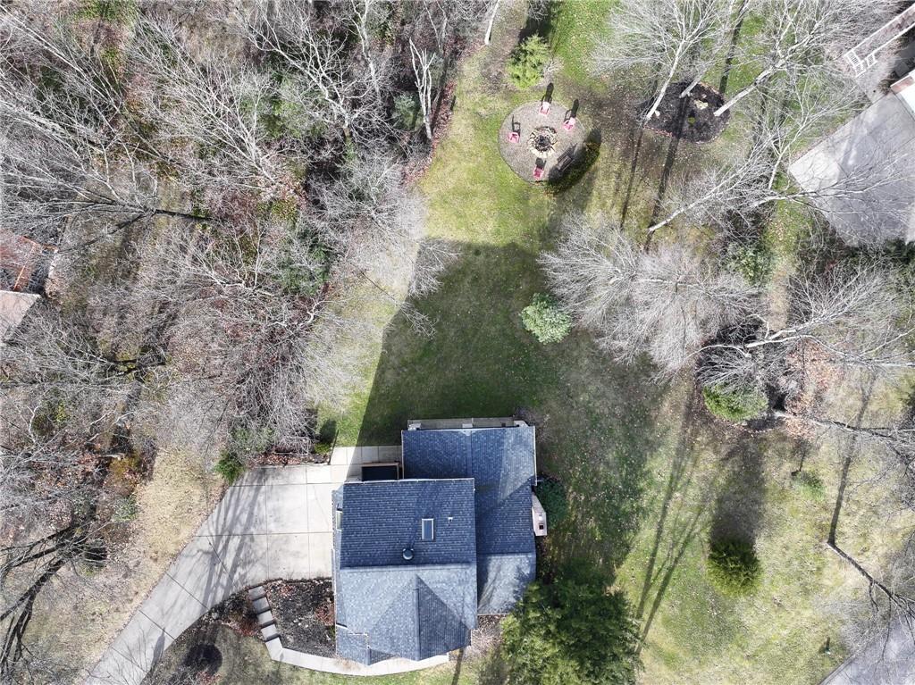114 Firethorn Road Baden, PA 15005 - Photo 4 of 39