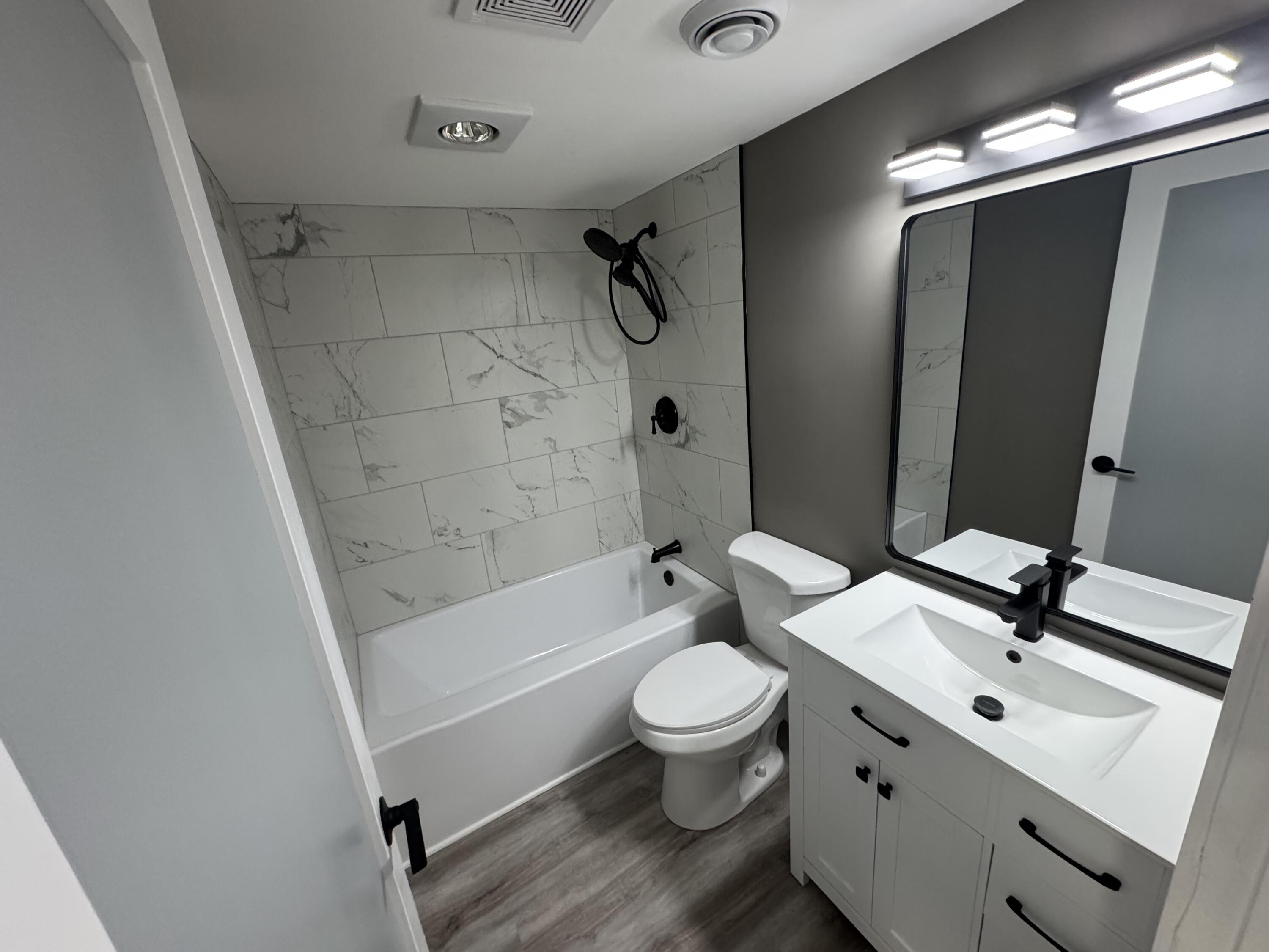 9301 Michigan Avenue Sturtevant, WI 53177 - Photo 9 of 13 IMG_7933